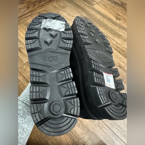 UGG Sidnee Boot 8 UGG SIDNEE WATERPROOF LEATHER COMBAT ANKLE BOOTS 8 - Picture 5 of 10